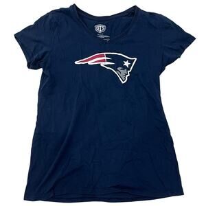 NFL UTS Women's MD New England Patriiots V-neck Logo Graphic T-shirt